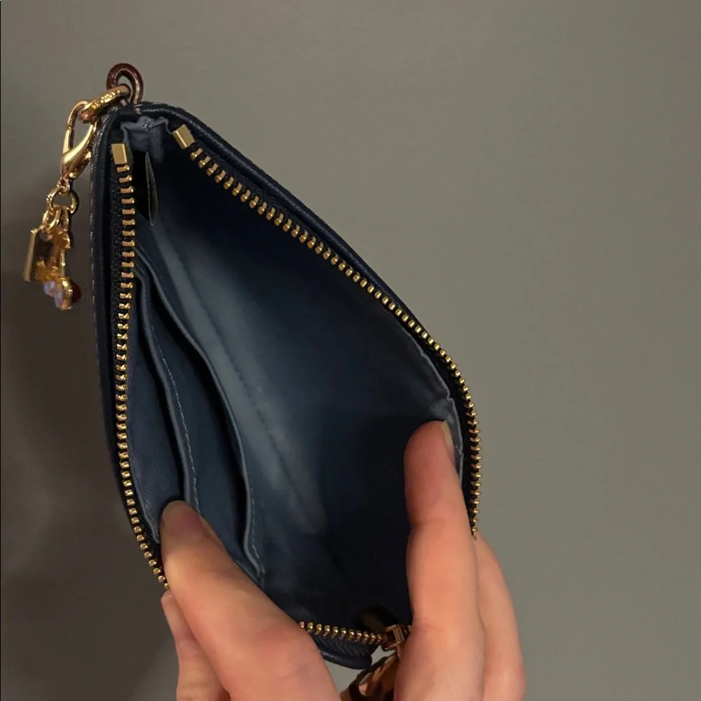 NWT Coach Corner Zip Wristlet in Signature Denim - Picture 2 of 5